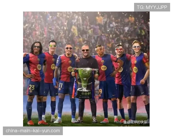 巴萨超2800名铁杆随队远征马德里，忠实球迷呐喊助威